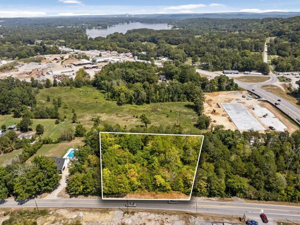 1983 Thrasher Pike, Hixson, TN 37343