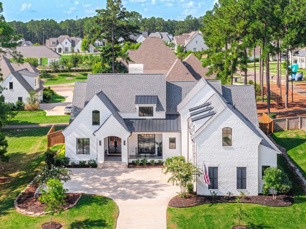 310 Lake Village Drive, Madison, MS 39110