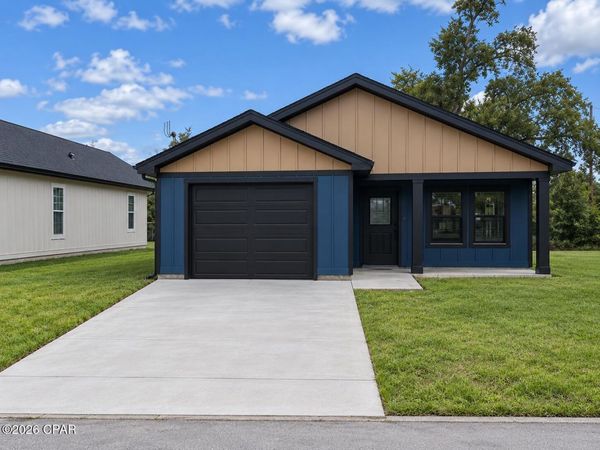 609 Maple Avenue , Panama City, FL 32401