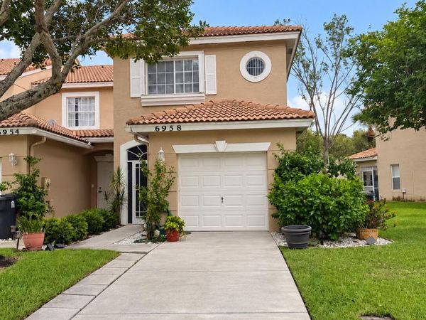 6958 OAK BRIDGE, Lake Worth, FL 33467