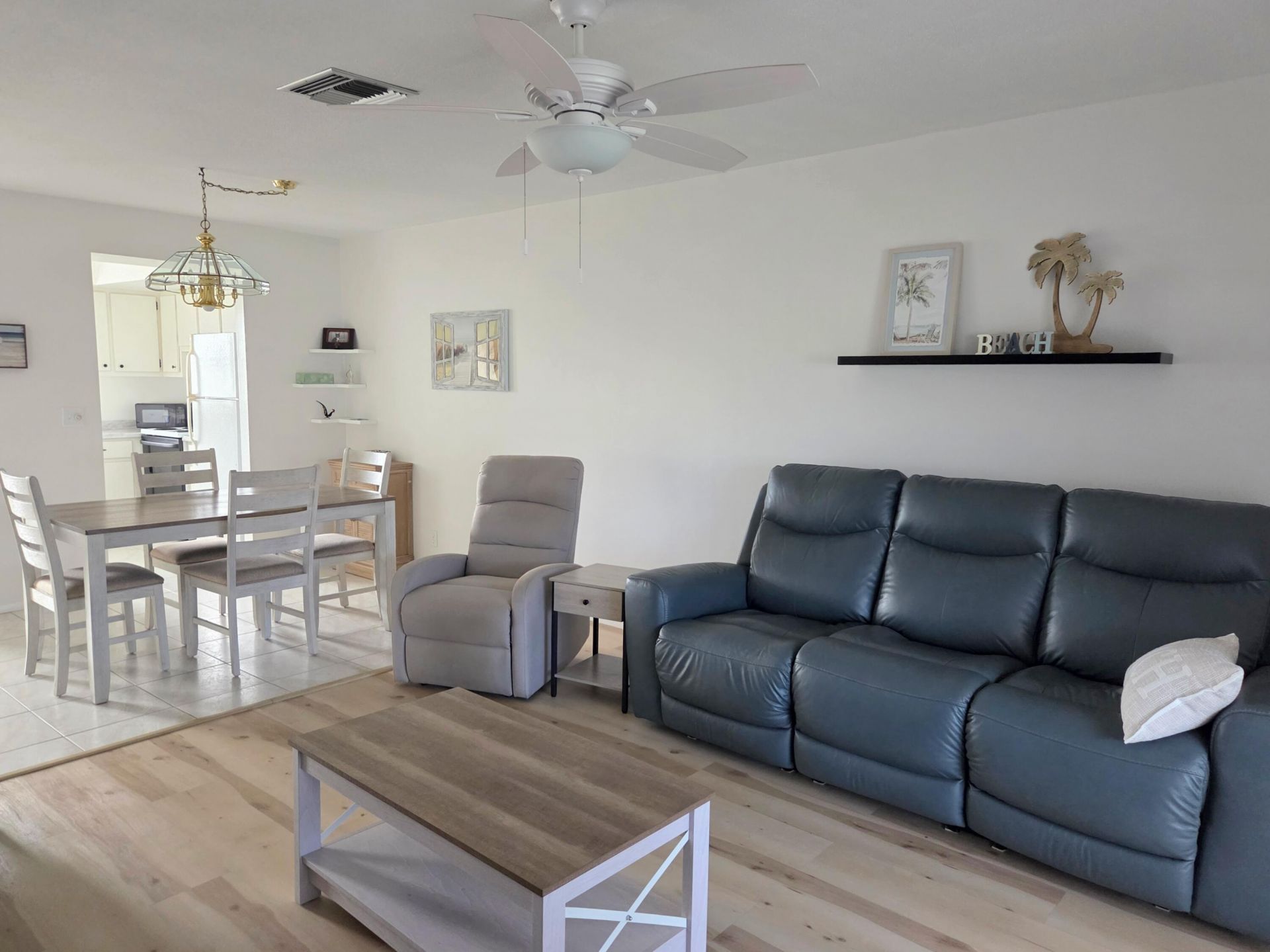 2867 Ashley Drive W, Unit C, West Palm Beach, FL 33415 Photo