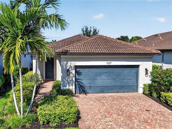 7237 Wilton DR, NAPLES, FL 34109