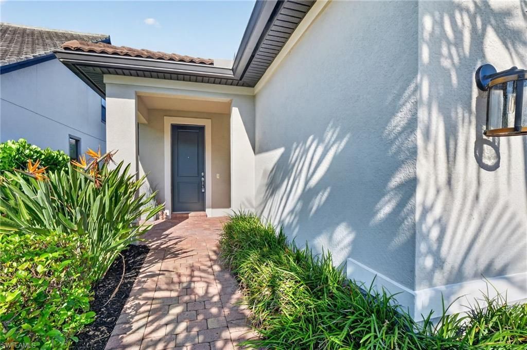 7237 Wilton Dr, Naples, FL 34109 Photo