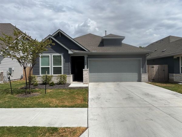 108 Sorghum DR, Hutto, TX 78634