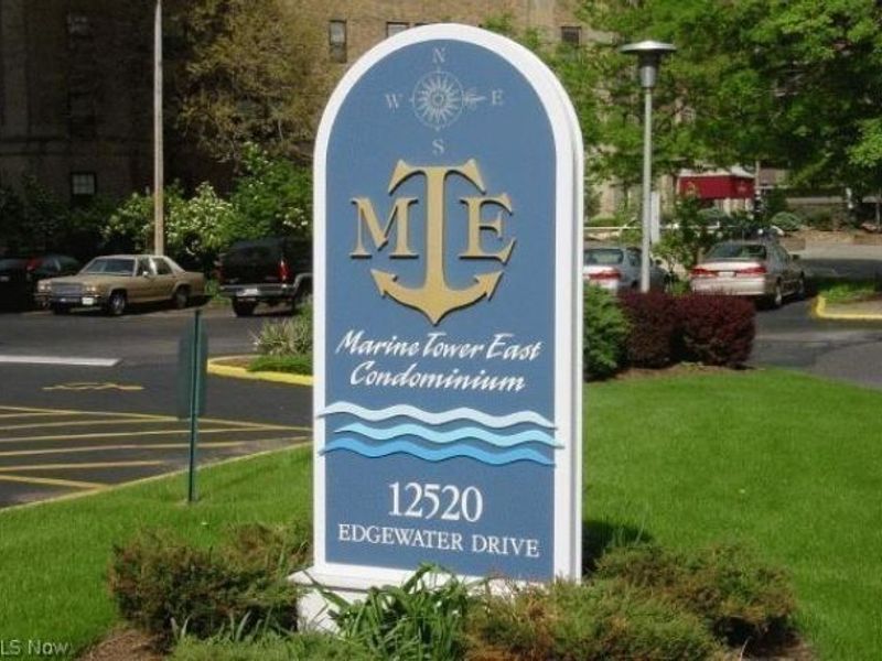 12520 Edgewater Drive, Unit 309, Lakewood, OH 44107 Photo 3