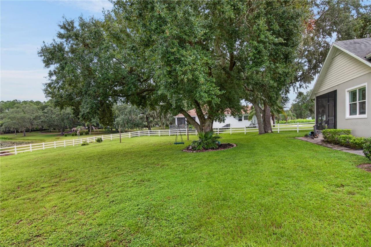 10725 Dark Water Court, Minneola, FL 34715 Photo