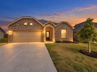 5252 Mountain Top Trail, Fort Worth, TX 76036