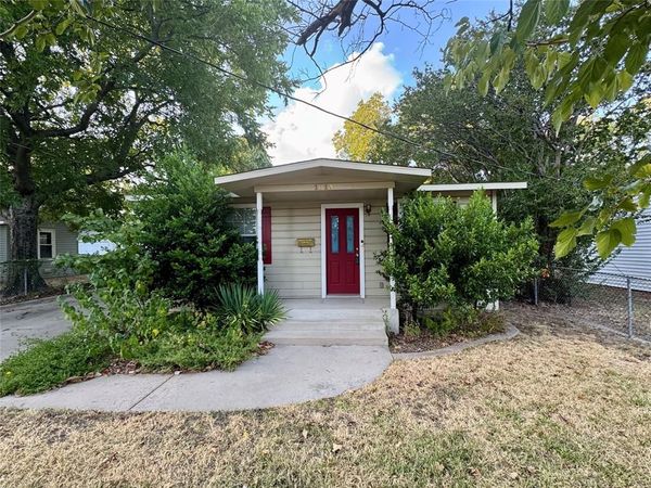 1013 Wilshire Boulevard, Arlington, TX 76012
