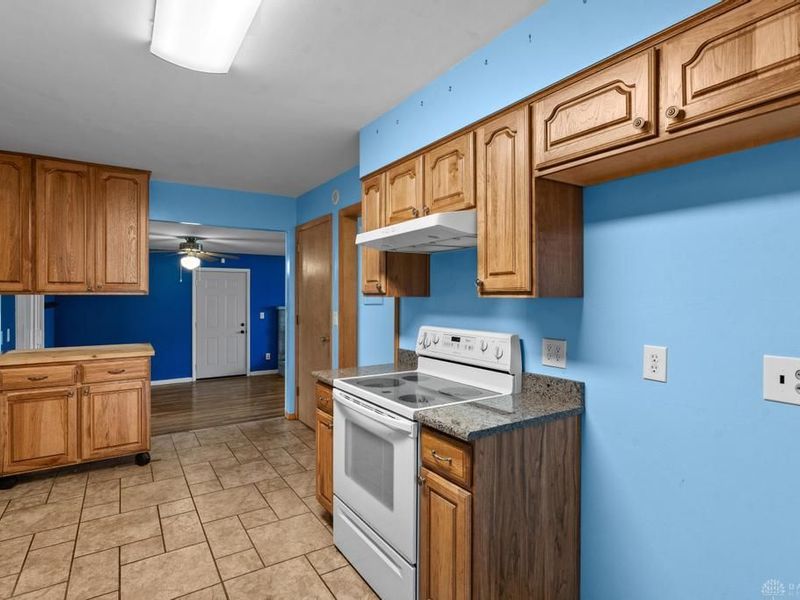 195 Countryside Drive, Enon Vlg, OH 45323 Photo 15