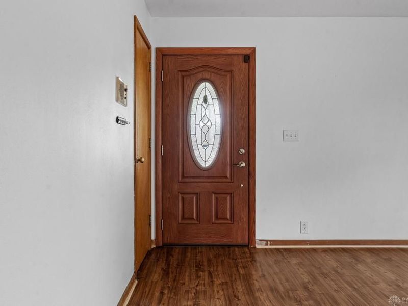 195 Countryside Drive, Enon Vlg, OH 45323 Photo 7