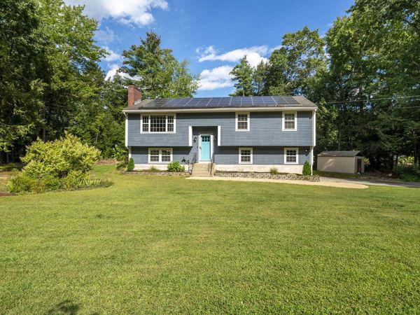 3 Underwood Drive, Litchfield, NH 03052
