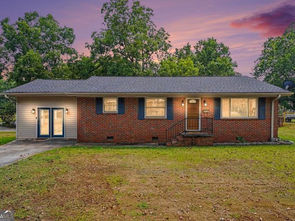 415 Taylor Street, Barnesville, GA 30204