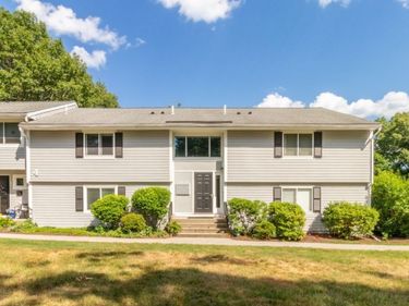 4 Beals Cove Rd, Unit G, Hingham, MA 02043