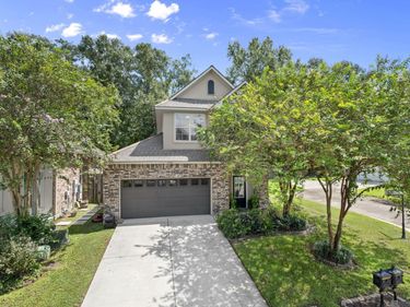 12494 Chartres Dr, Gonzales, LA 70737