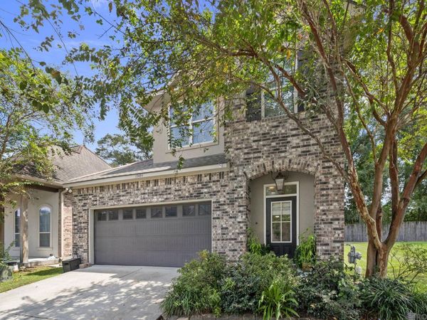 12494 Chartres Dr, Gonzales, LA 70737