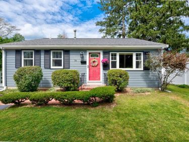 58 Earley St, Brockton, MA 02302