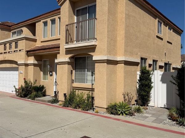 123 E 220th, Carson, CA 90745