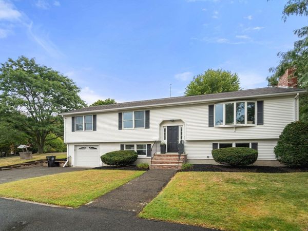 14 Glenn Ave, Salem, MA 01970