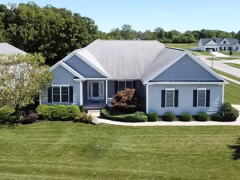 738 Walnut Ridge, Sandusky, OH 44870 Photo 1