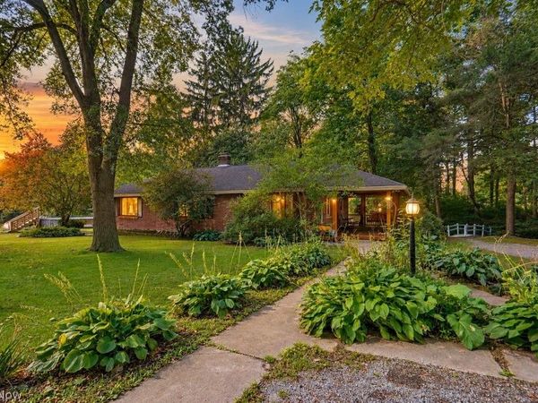 528 Pres Vannes Drive , Dalton, OH 44618