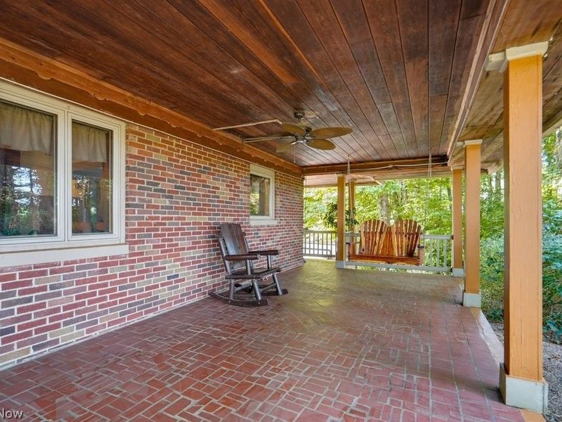 528 Pres Vannes Drive, Dalton, OH 44618 Photo 10