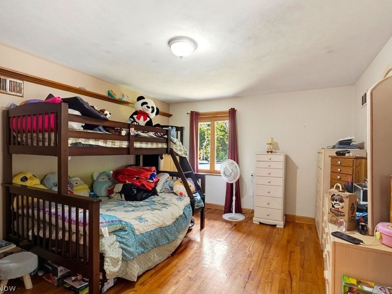 528 Pres Vannes Drive, Dalton, OH 44618 Photo 14