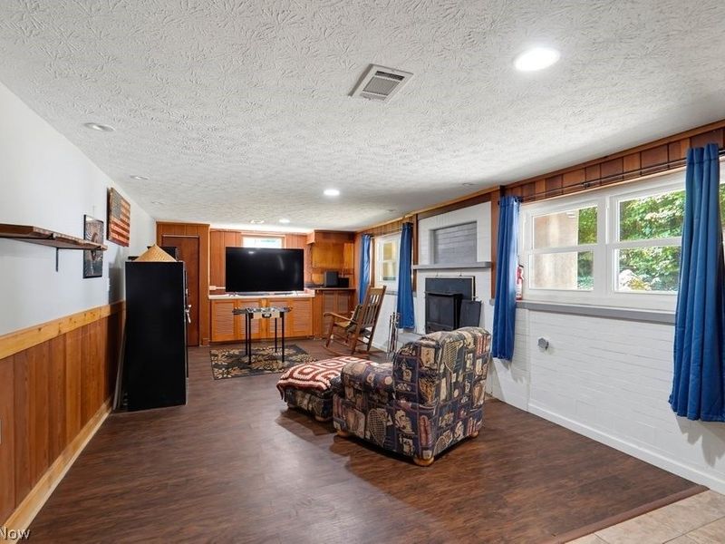 528 Pres Vannes Drive, Dalton, OH 44618 Photo 29