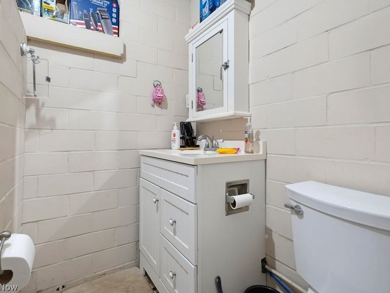 528 Pres Vannes Drive, Dalton, OH 44618 Photo 30