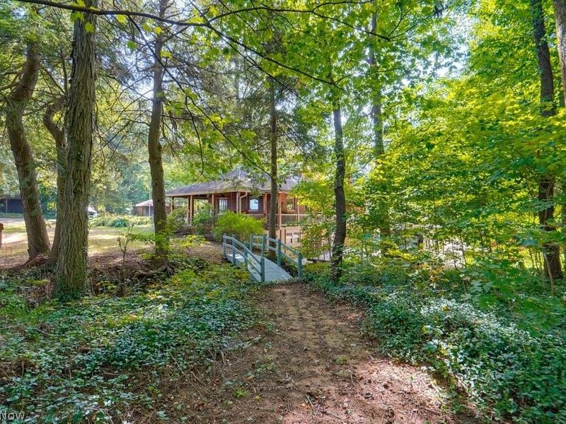 528 Pres Vannes Drive, Dalton, OH 44618 Photo 34