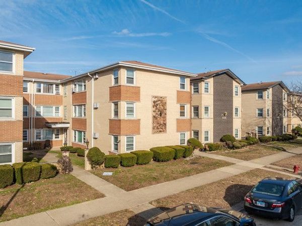 7538 W Lawrence Avenue , Unit 1SW, Harwood Heights, IL 60706