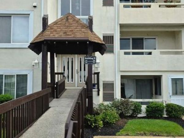 77 BONNIE GELLMAN COURT, Unit D77, PHILADELPHIA, PA 19114