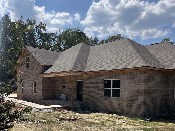 539 Long Island Dr, Hot Springs National Park, AR 71913