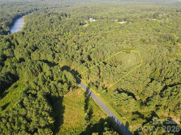 110 River View Drive , Mooresboro, NC 28114