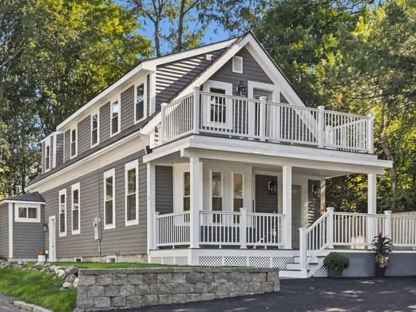 8 Wilmington Road, Burlington, MA 01803