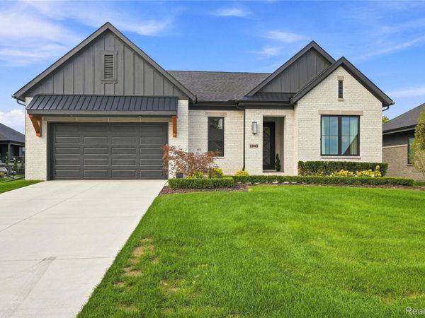 13843 Quail View Drive , Washington Township, Mi 48094