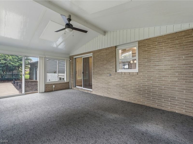 7474 Woodcrest Avenue NE, Canton, OH 44721 Photo 10