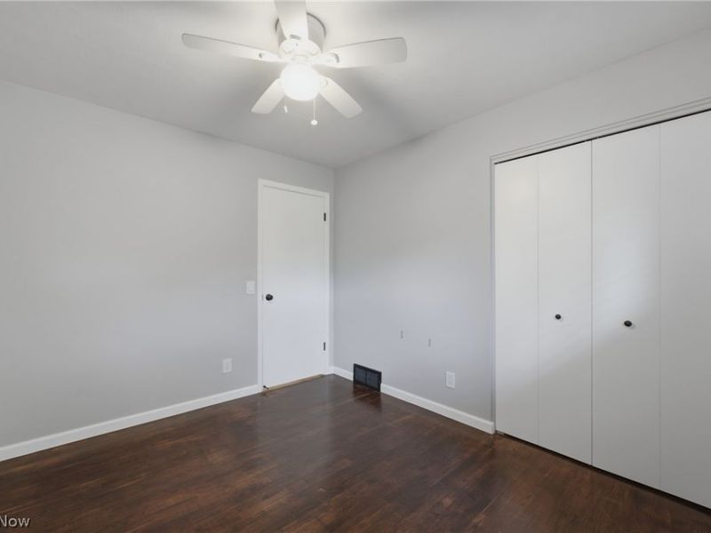 7474 Woodcrest Avenue NE, Canton, OH 44721 Photo 17
