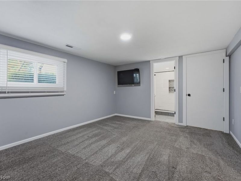 7474 Woodcrest Avenue NE, Canton, OH 44721 Photo 20