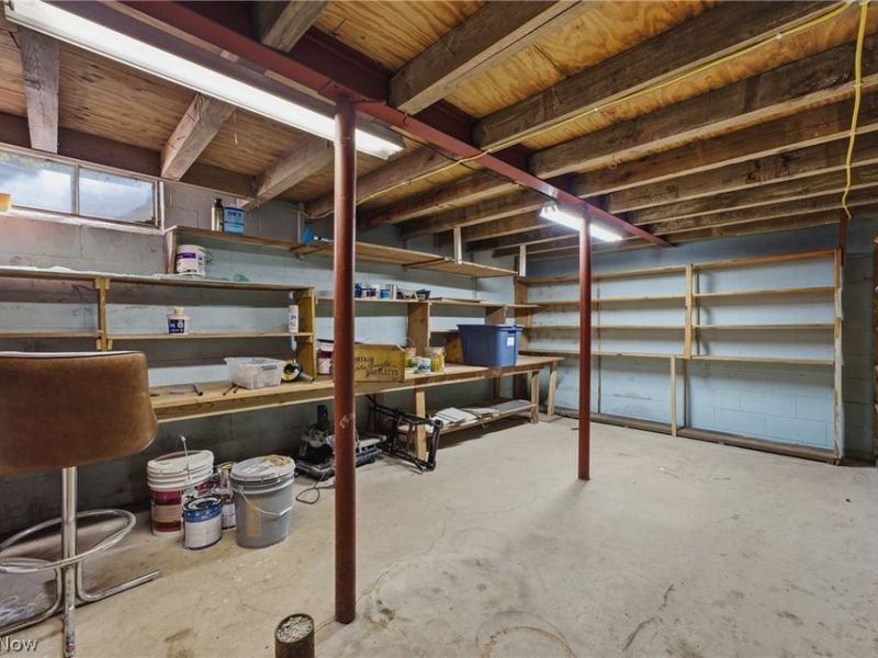 7474 Woodcrest Avenue NE, Canton, OH 44721 Photo 30