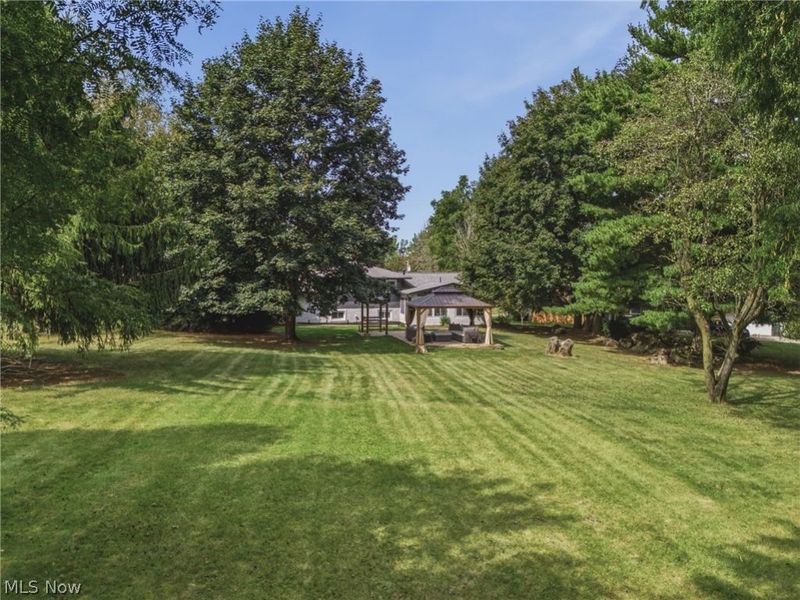7474 Woodcrest Avenue NE, Canton, OH 44721 Photo 37