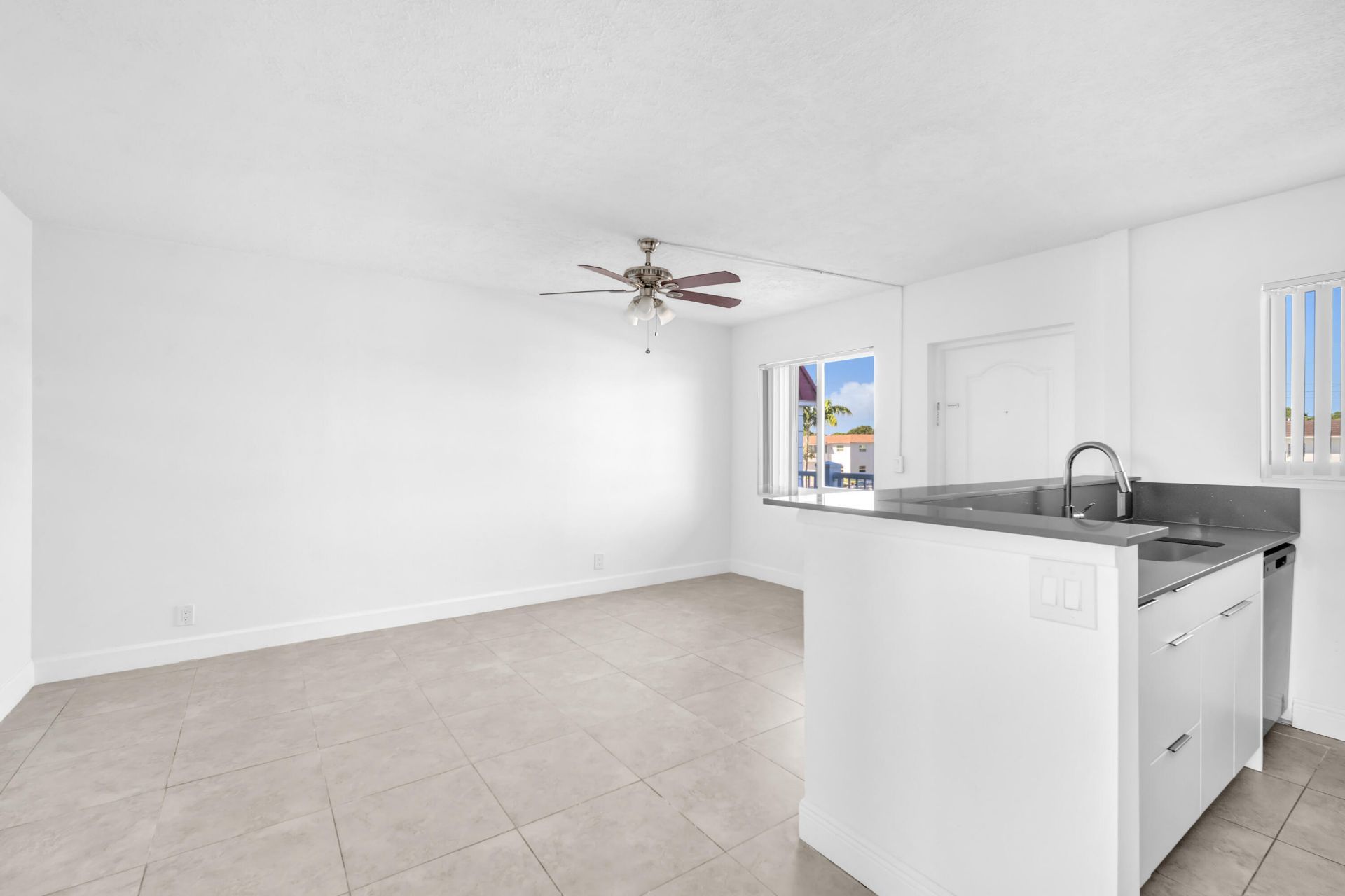 450 W Camino Real, Boca Raton, FL 33432 Photo