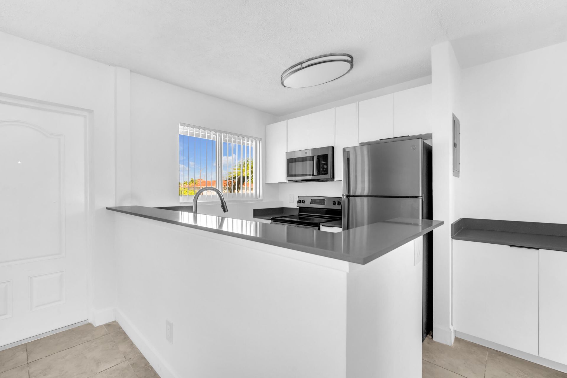 450 W Camino Real, Boca Raton, FL 33432 Photo