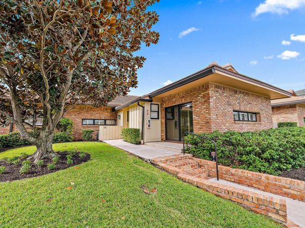11860 SE HILL CLUB Terrace, Unit 204, Jupiter, FL 33469