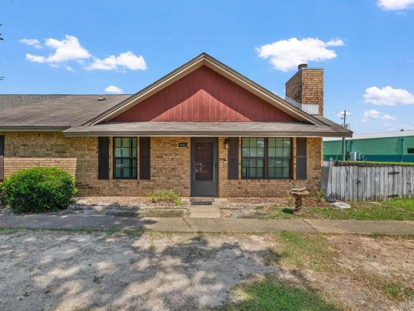 4402 Bellview Ave, Unit 1B, Pensacola, FL 32526