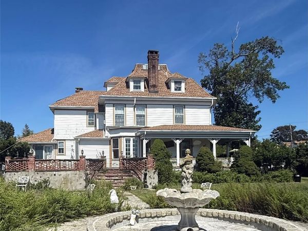 436 Bay Avenue , East Patchogue, NY 11772