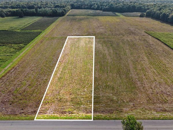 VL-Div-1 County Road 687, Bangor, MI 49013