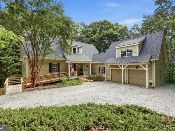 907 Rainbow Circle, Cleveland, GA 30528