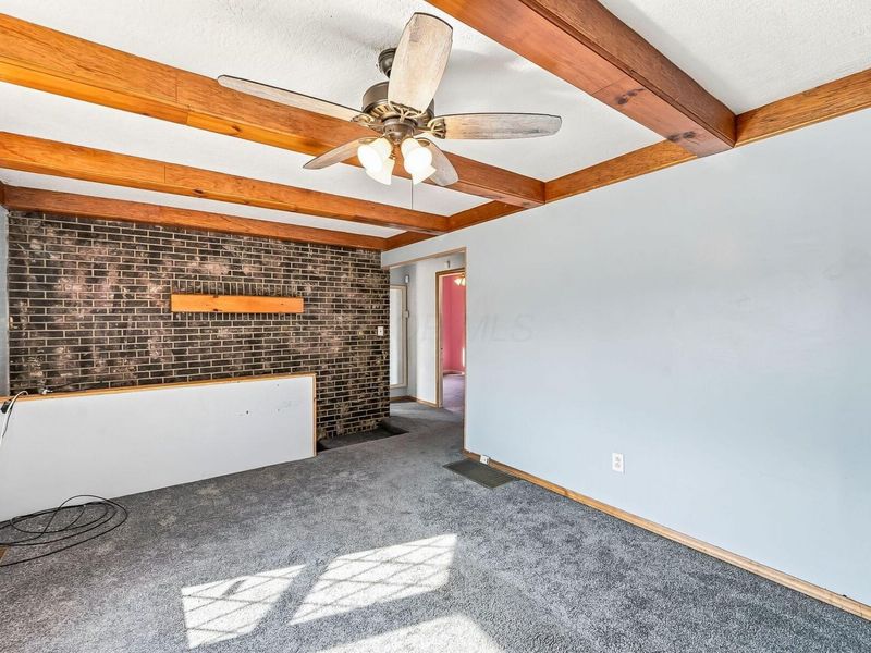 2807 OSCEOLA Avenue, Columbus, OH 43211 Photo 3