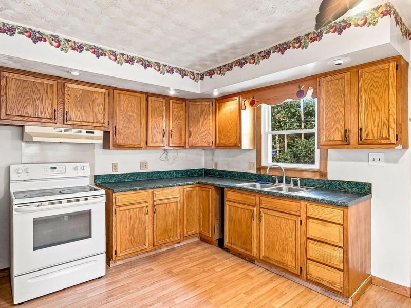 2807 OSCEOLA Avenue, Columbus, OH 43211 Photo 5