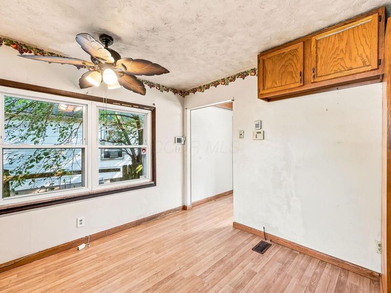 2807 OSCEOLA Avenue, Columbus, OH 43211 Photo 9